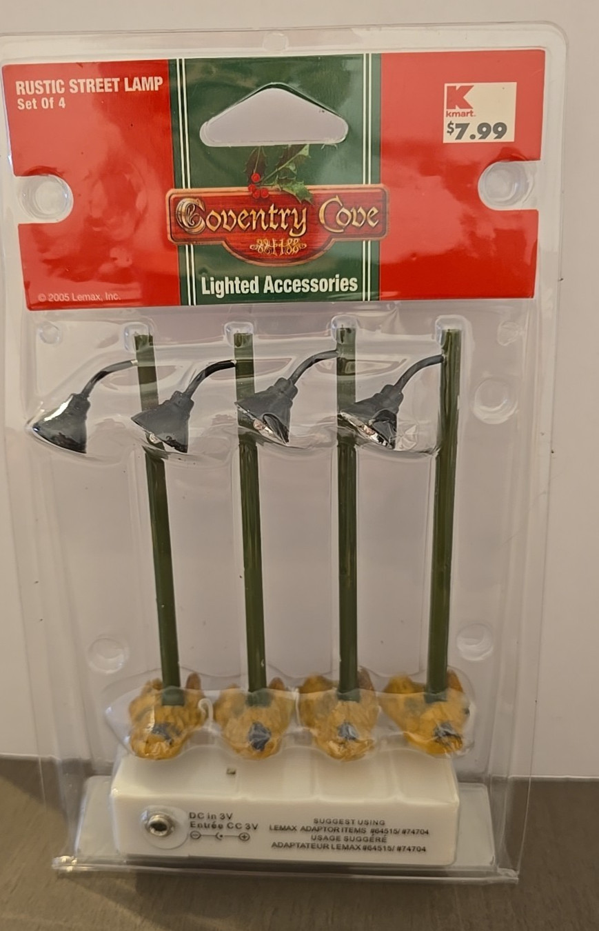 New Coventry Cove Lighted Accessories Rustic Street Light Lemax #54362
