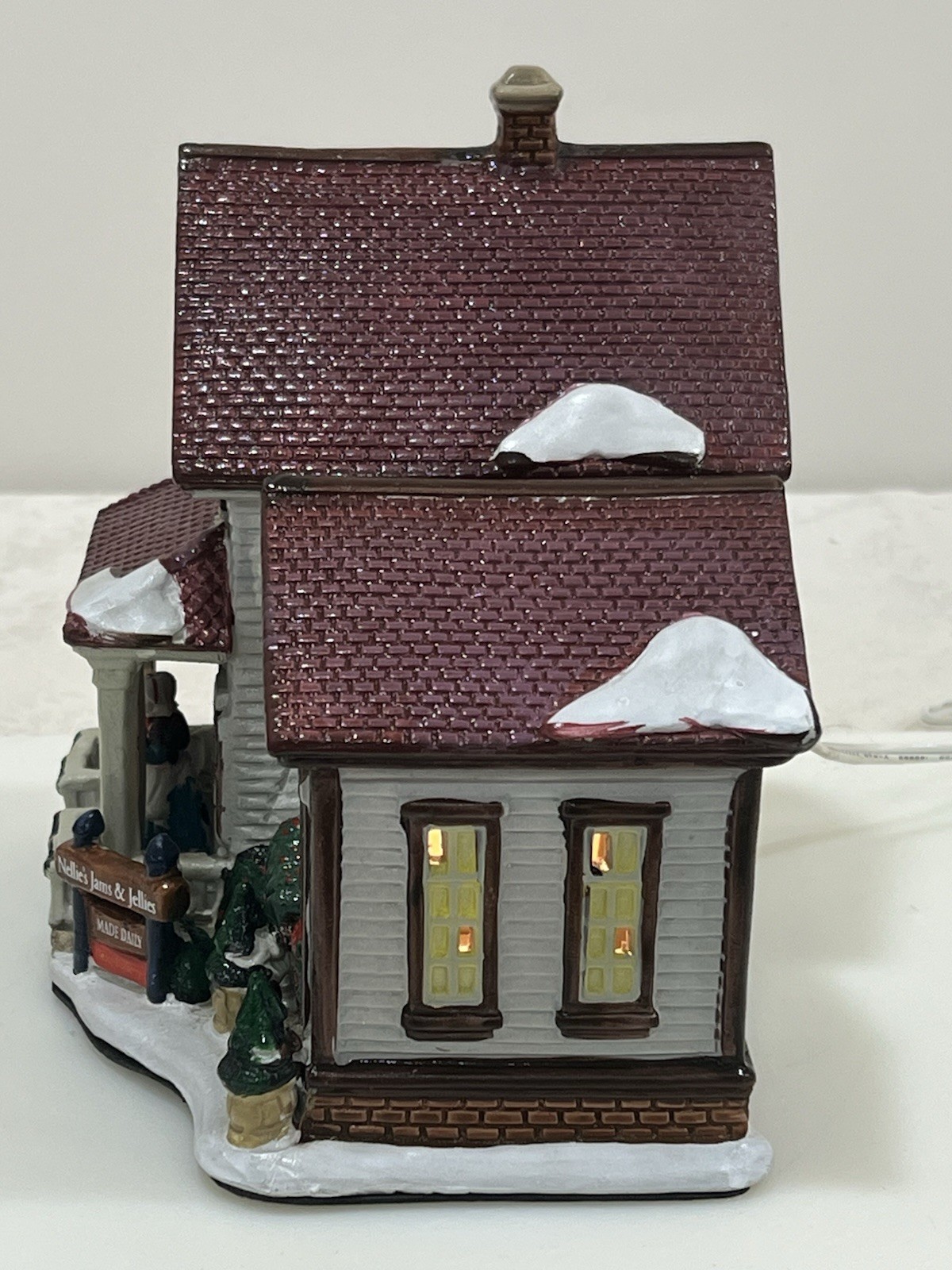 Holiday Time Christmas Village “Nellie’s Jams And Jellies” Vintage Lighted House