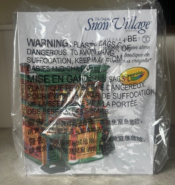 Department 56 Snow Village Crayola Crayon Store 2022 Building Brand New #6009706