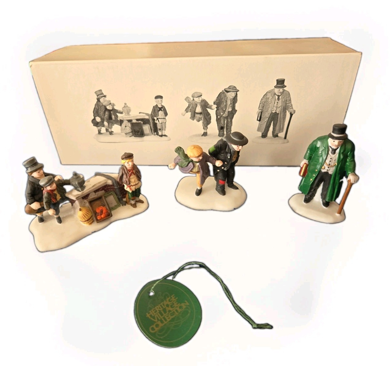 Dept 56 Oliver Twist Heritage Village Figurine Set of 3 5554-9 Christmas w/ Box