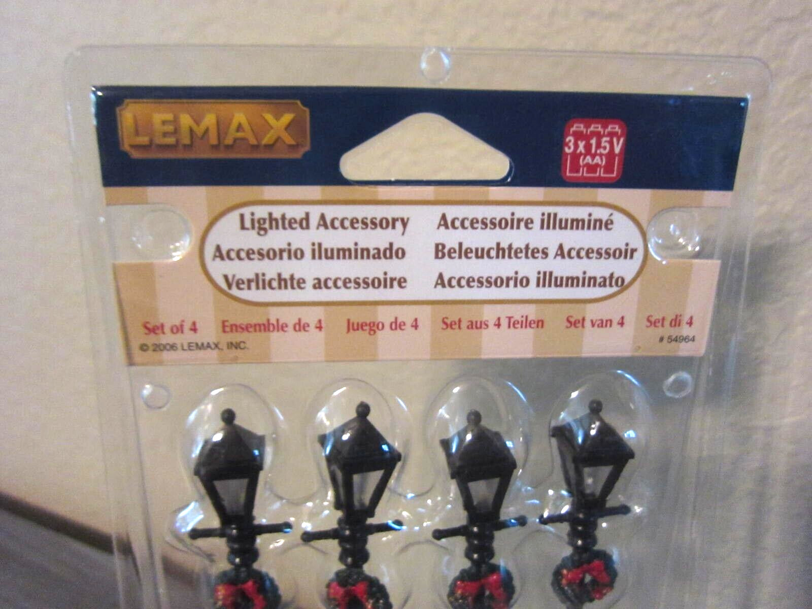 Lemax Lighted Accessories Gas Lantern Street Lamp Set of 4 New in Package