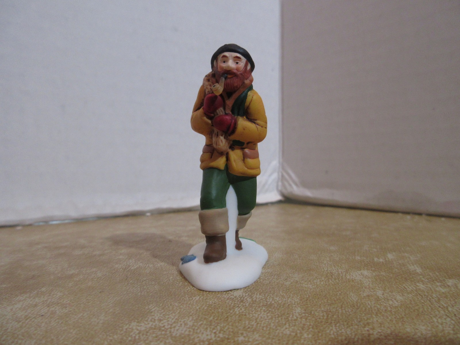 Dept. 56 New England 1990 Captain’s Cottage & Sea Captain & His mates