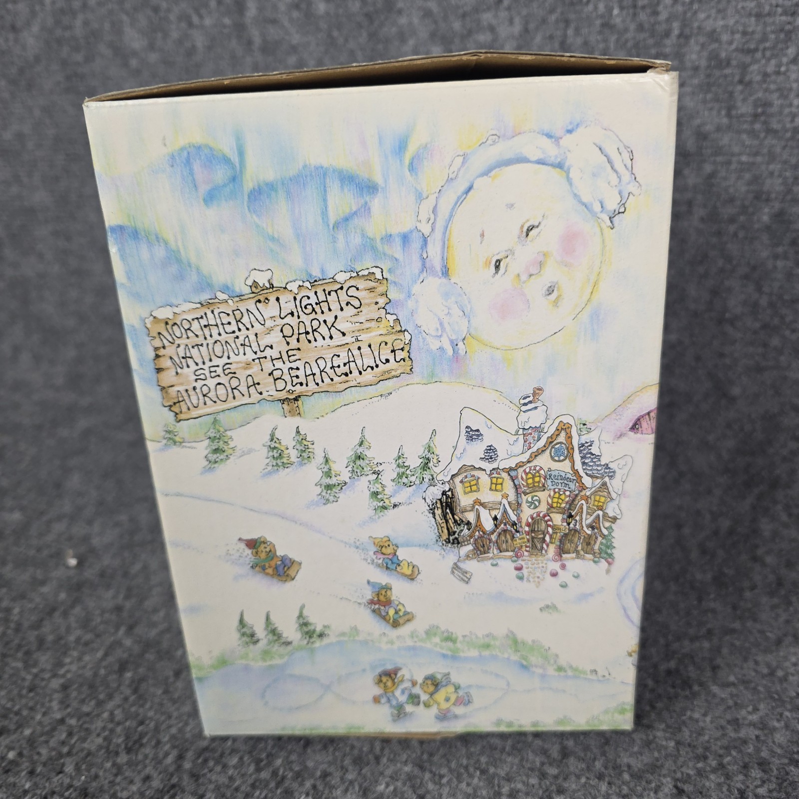 Boyds St Nicholas Chapel Village w Bear Carolers & Figures Lot Xmas w Box & COA