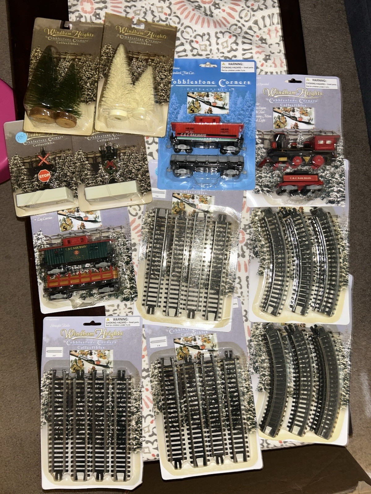 NEW Windham Heights Trains Train Tracks Christmas Trees Crossing Lights Lot