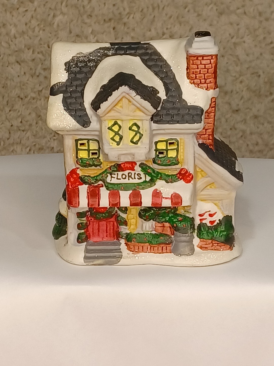Christmas Village Florist Flower House Ceramic Light Up Decor Train Hobbie Putz