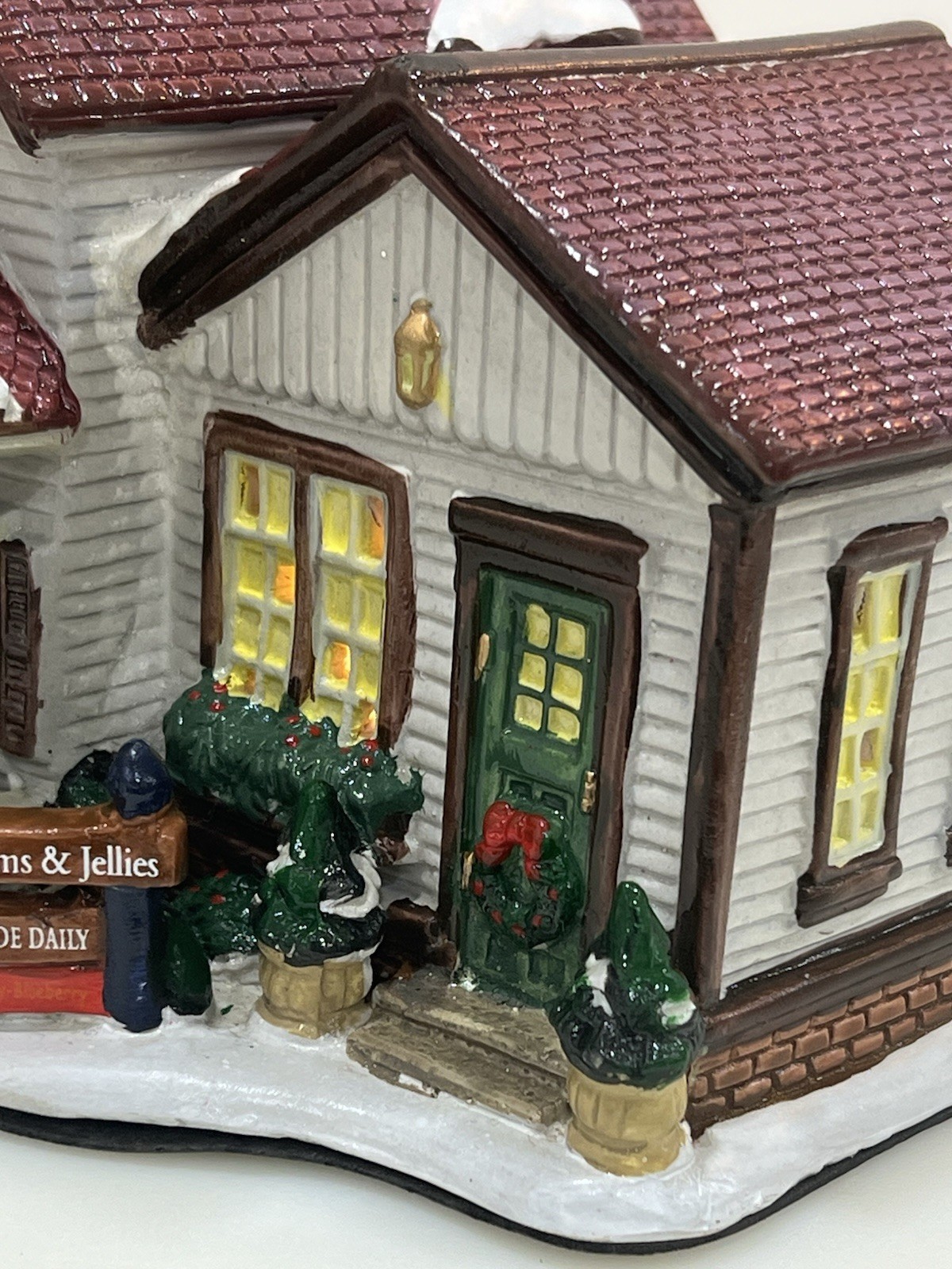 Holiday Time Christmas Village “Nellie’s Jams And Jellies” Vintage Lighted House