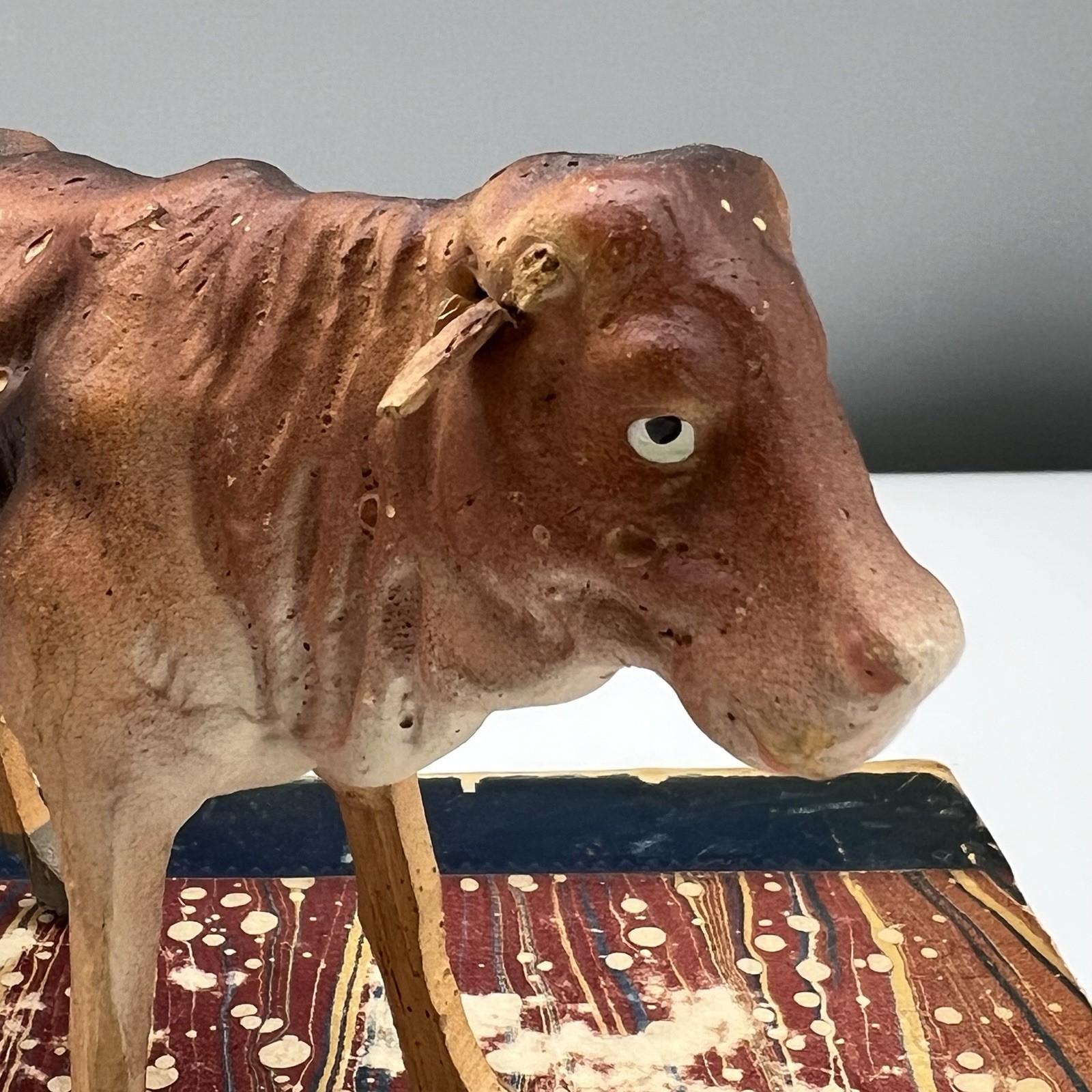 Pre-War NATIVITY COW 3.75″ Germany CHRISTMAS VILLAGE Stick Leg Composite PUTZ
