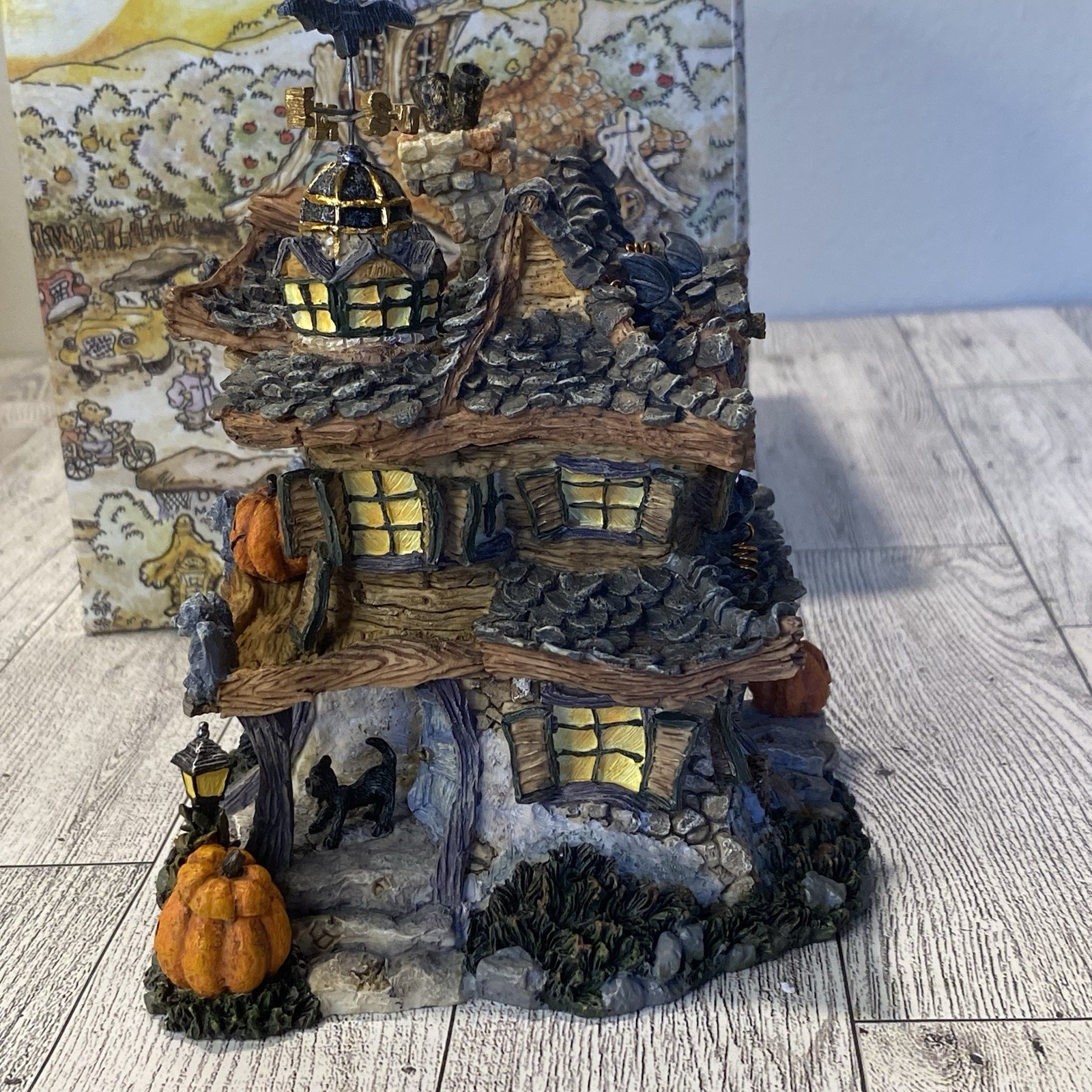 Punky Boobear’s Haunted Halloween House Boyds Bearly Built Village OG Box 19012
