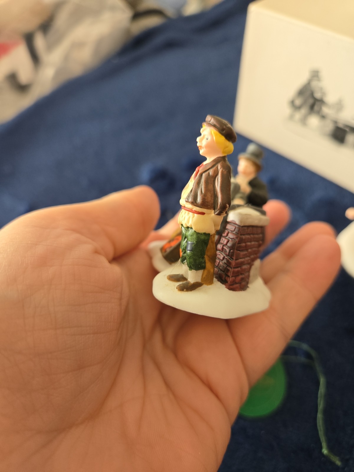 Dept 56 Oliver Twist Heritage Village Figurine Set of 3 5554-9 Christmas w/ Box