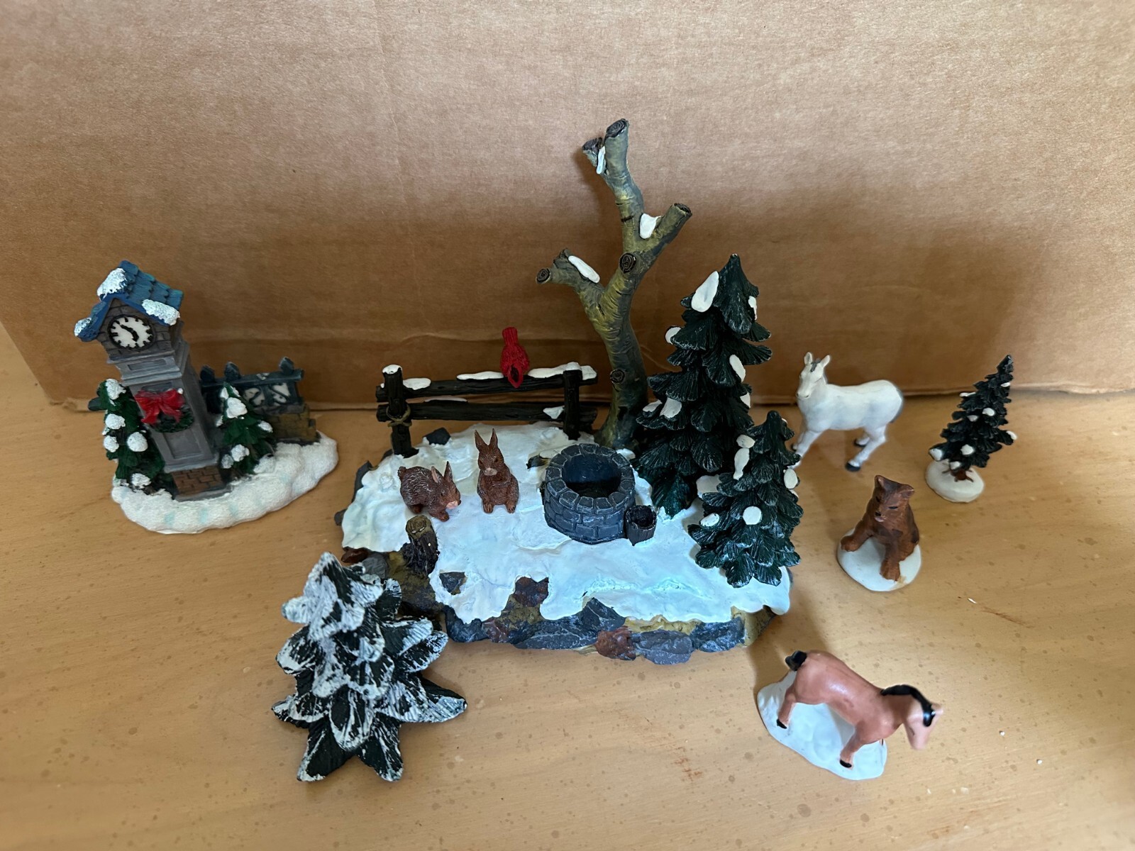 Lemax 2001 Village Landscape Collection Curious Bunnies Many Extras Clock, Trees