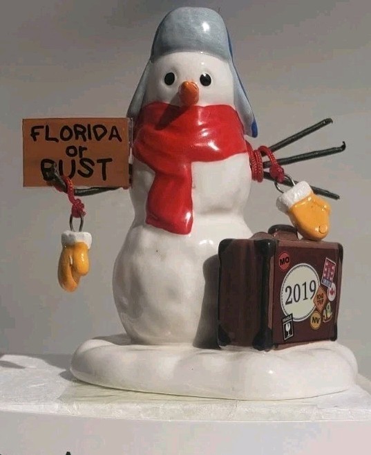 Department 56 Lucky The Snowman, Dated 2019 6003175-FLORIDA SNOWMAN