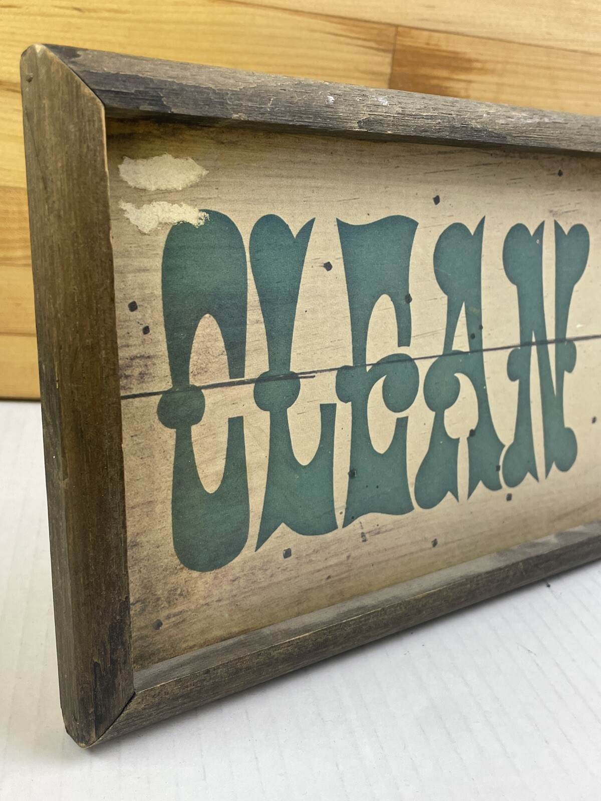 Clean Beds 20cent Painted Board WOOD SIGN PLAQUE