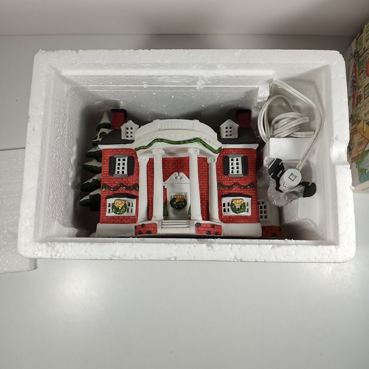 Lemax Village Collection Plymouth Corners Porcelain Cabots Mansion No. 55184
