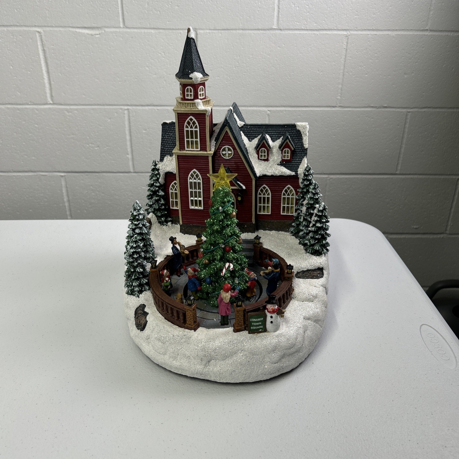 Holiday Living Conaway Town Square #2127184 LED Musical Motion Activated 8 Songs