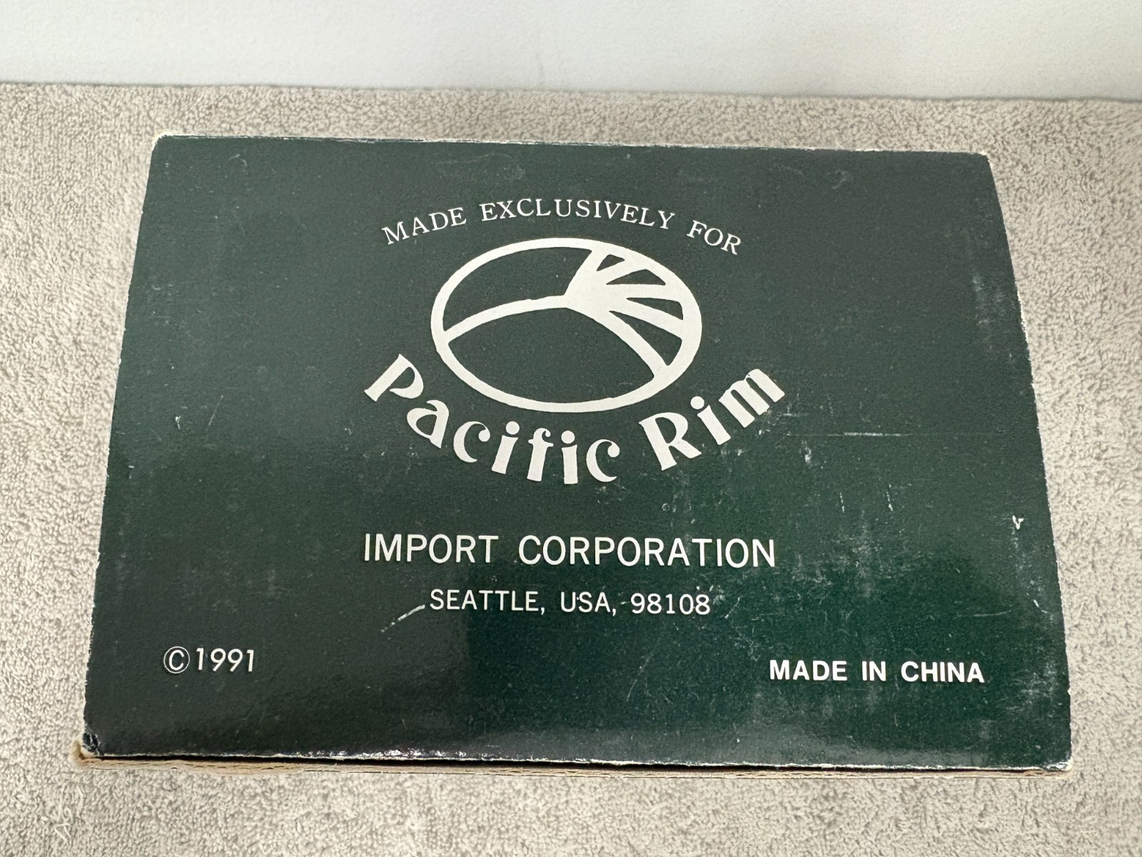 Pacific Rim Electric Ceramic Madison Barn w/box & Light Cord. #1914