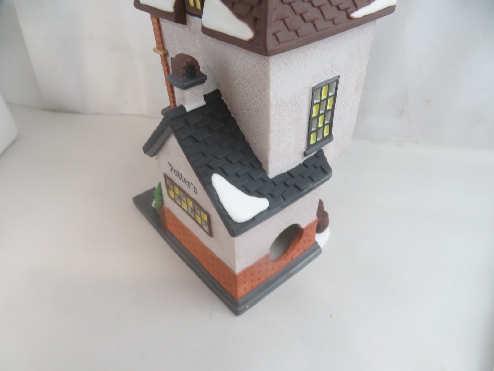 Department 56 Potters Tea Seller 58807