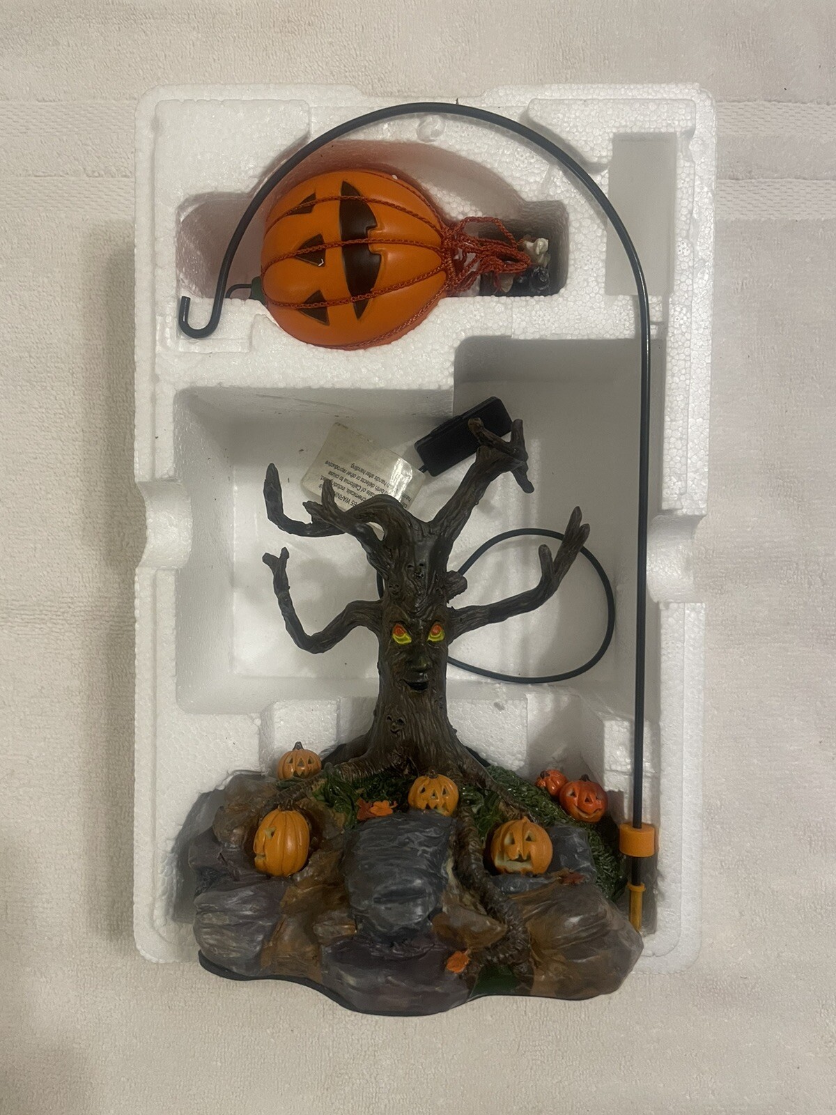 Lemax Spooky Town Creepy Tree Balloon Lighted Animated Pumpkin Balloon Ride