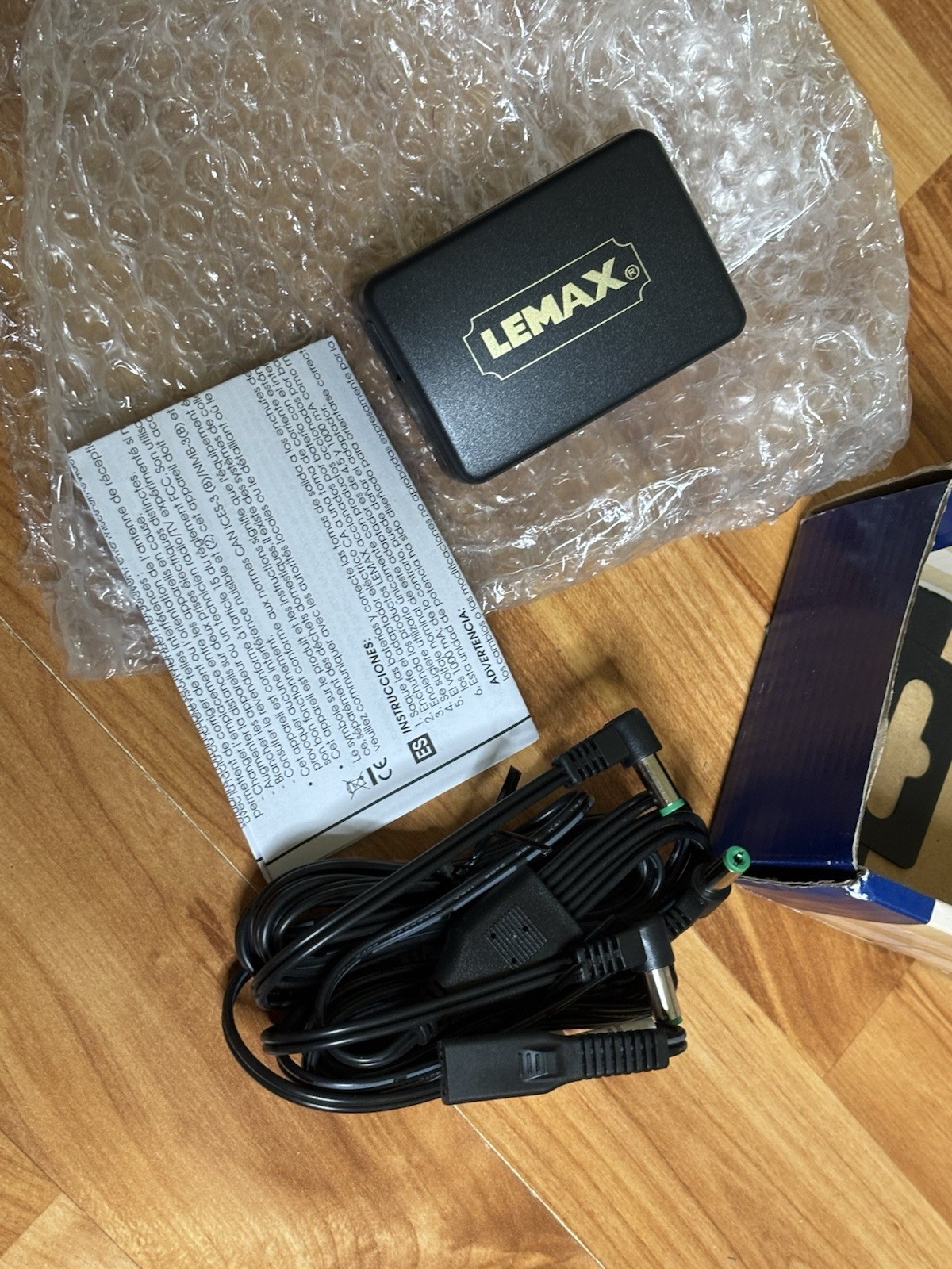Lemax 94566 4.5V Power Adapter with 3 Output Jacks Black NEW NIB