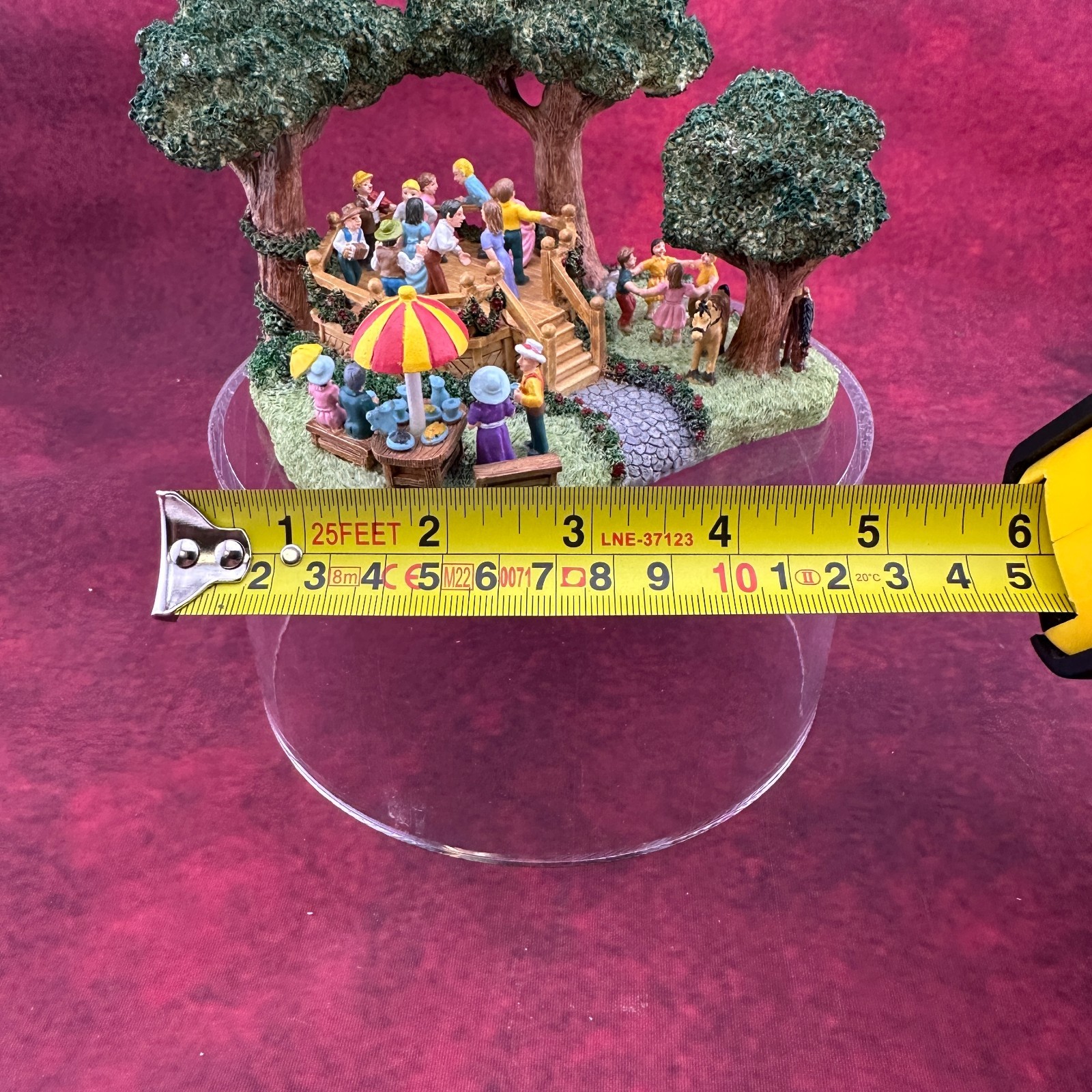 VINTAGE LIBERTY FALLS MINIATURE FIGURE COLLECTION ‘THE SQUARE DANCE” AH202, 2000