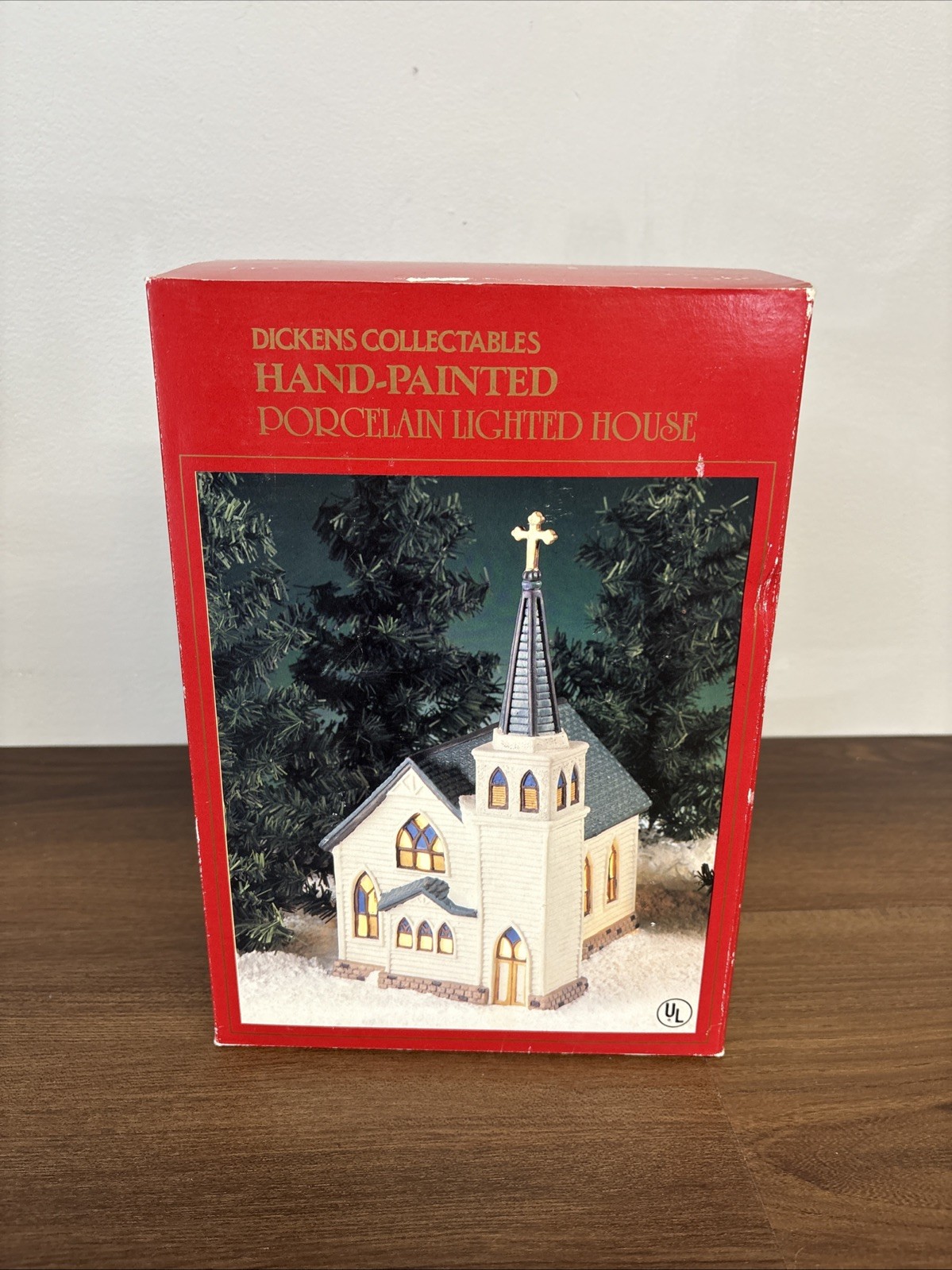 Dickens Hand Painted Porcelain Lighted House New Open Box
