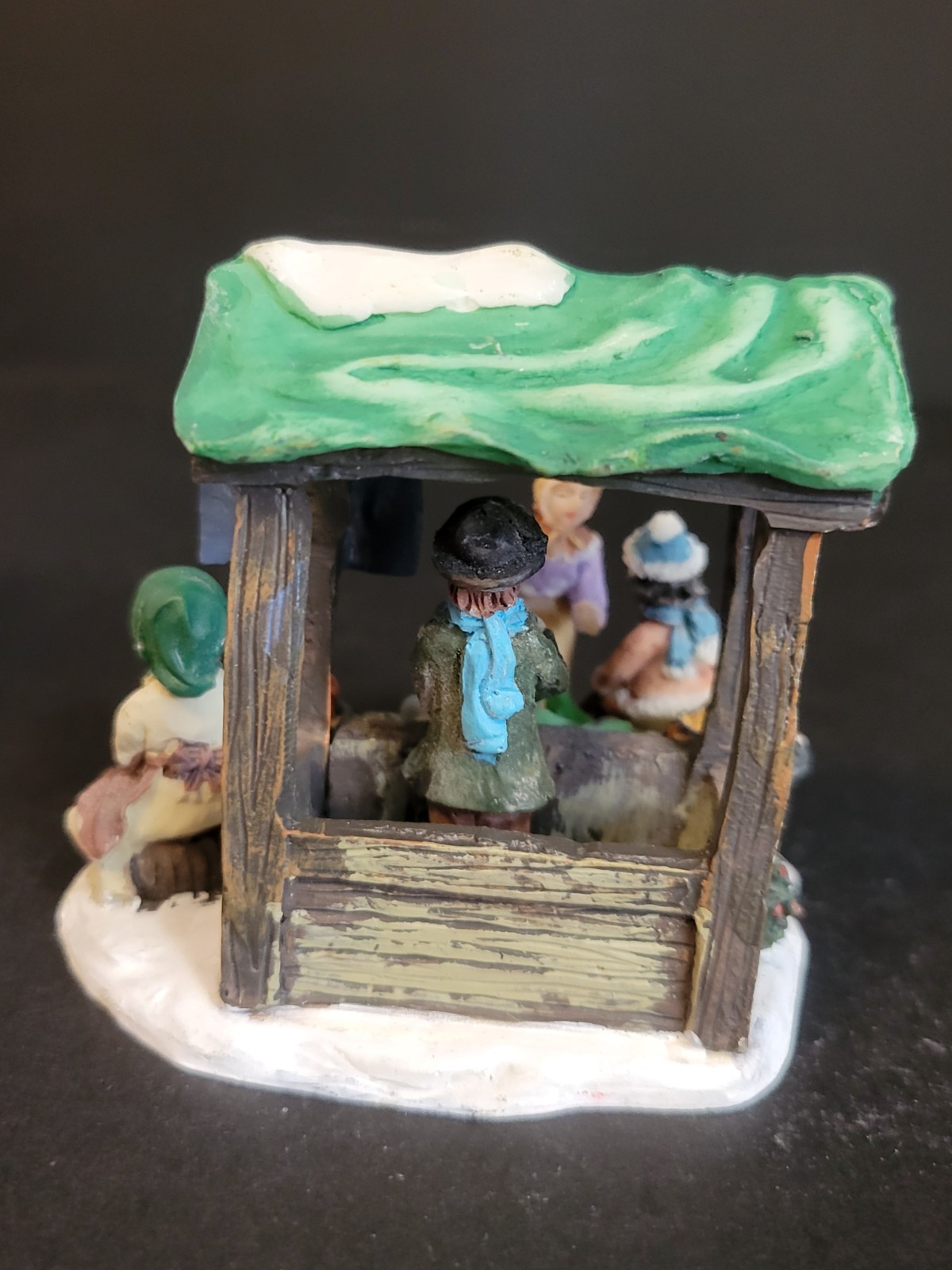 Holiday Time Santas Workbench Christmas Village Vegetable Stand Seller Kiosk