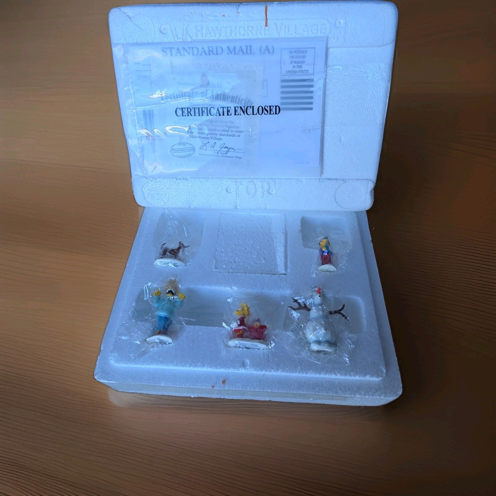 Hawthorne Simpsons Festive Friends Figures SNOW DAZE w/CoA
