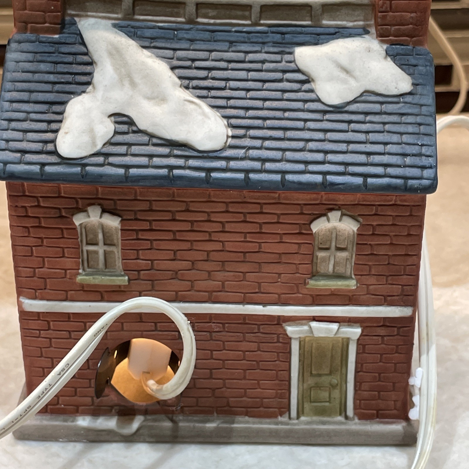 VTG Christmas Village Blacksmith Lighted Building Paul Revere Colonial Patiotic