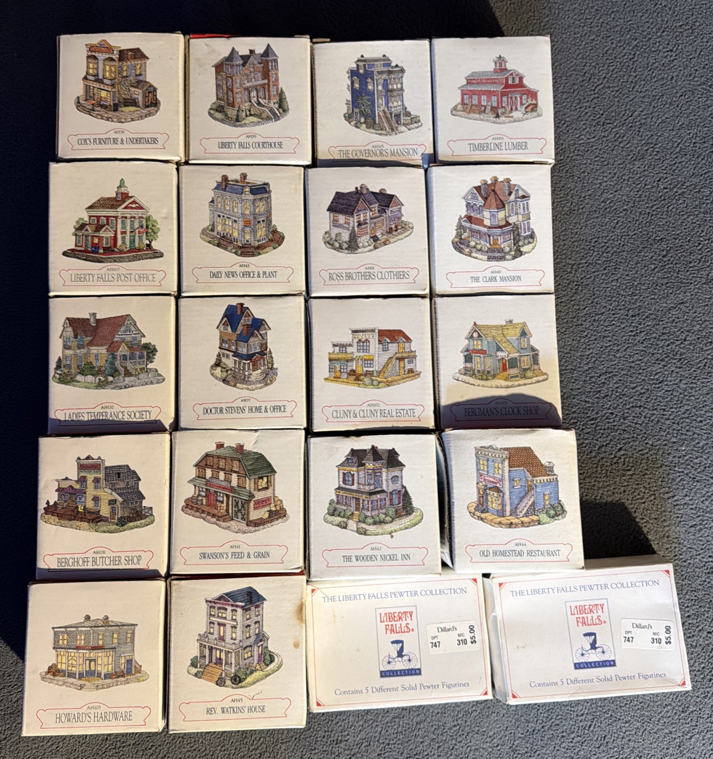 VTG Liberty Falls Lot Of 20 Small Buildings Shops Houses Pewter Figurines