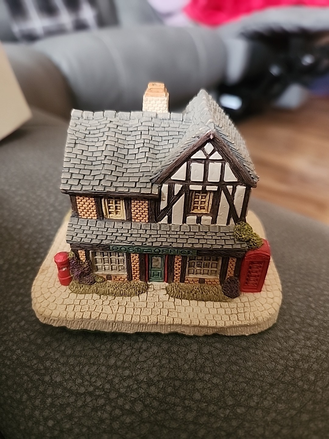 Fraser Creations Miniature Post Office Sculpture Made in Scotland With COA