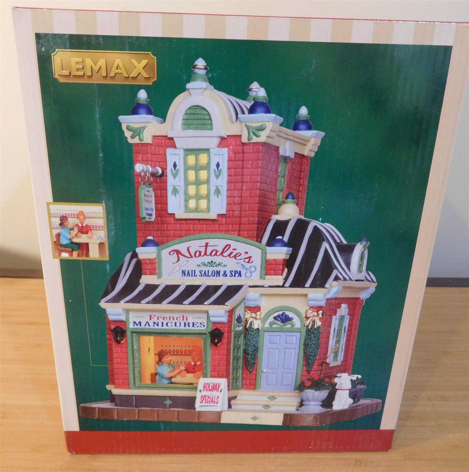 Lemax Village – Natalie’s Nail Salon & Spa – 2014 – #45686 – NIB