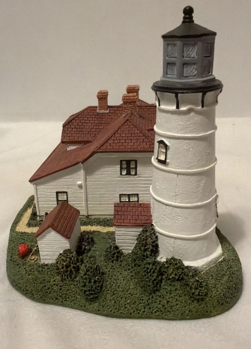 Harbour Lights Chatham Lighthouse 1996 Lady Lightkeepers #172 758/3500