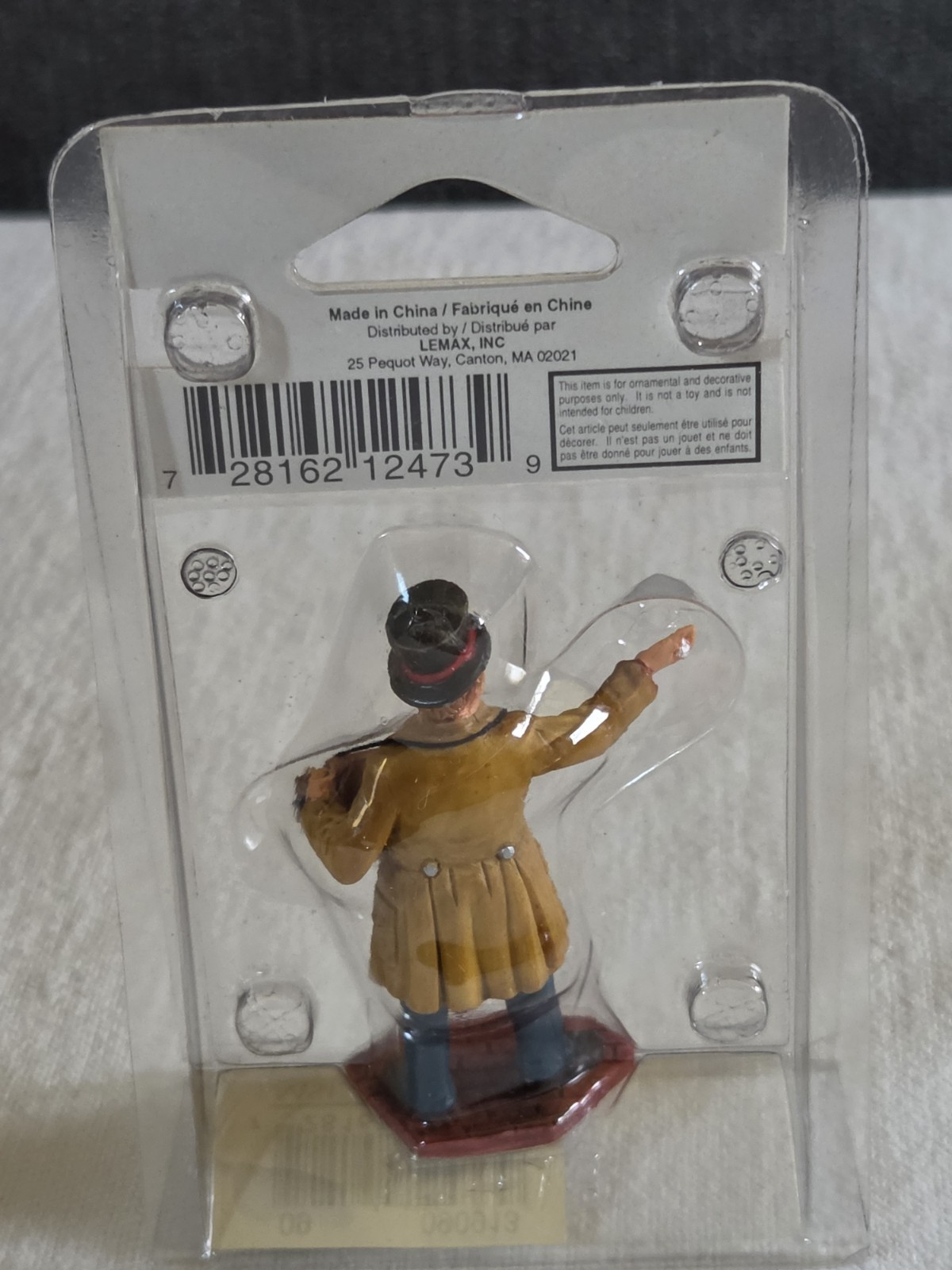 Lemax Jewelry Seller #12473 Caddington Village
