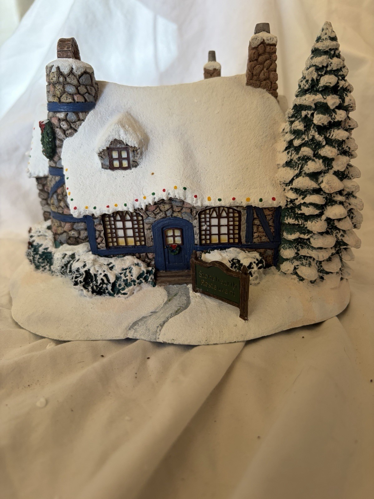 Thomas Kinkade Hawthorne Christmas Village set of excellent Hand Painted Homes