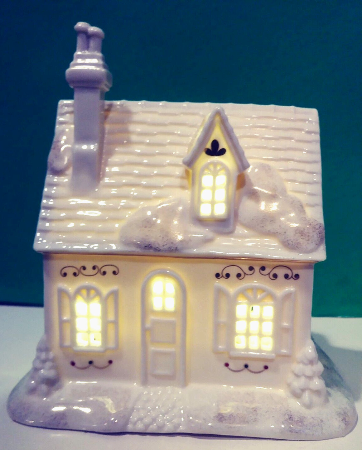 LENOX MISTLETOE PARK series COTTAGE – 3 Piece STARTER SET with MAN — NEW in BOX