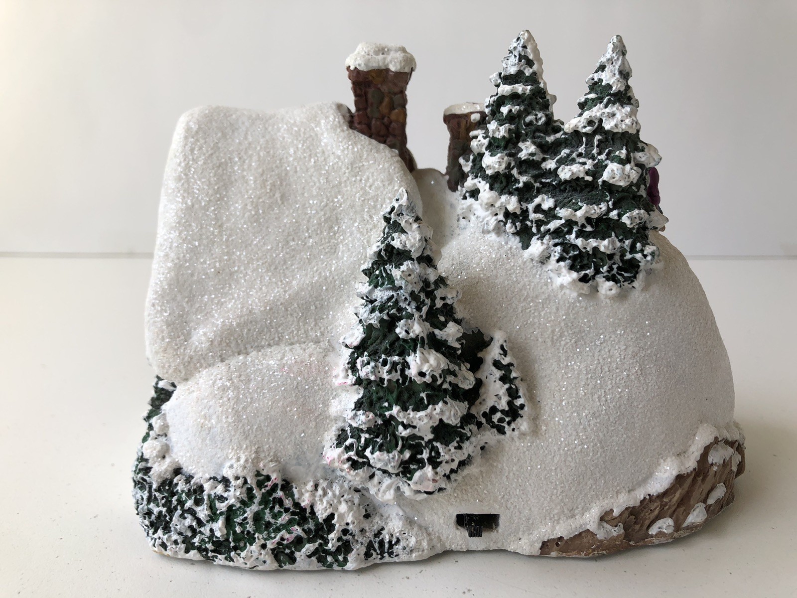 Thomas Kinkade the Sleigh Ride Christmas Village House 2009 Teleflora Light-Up