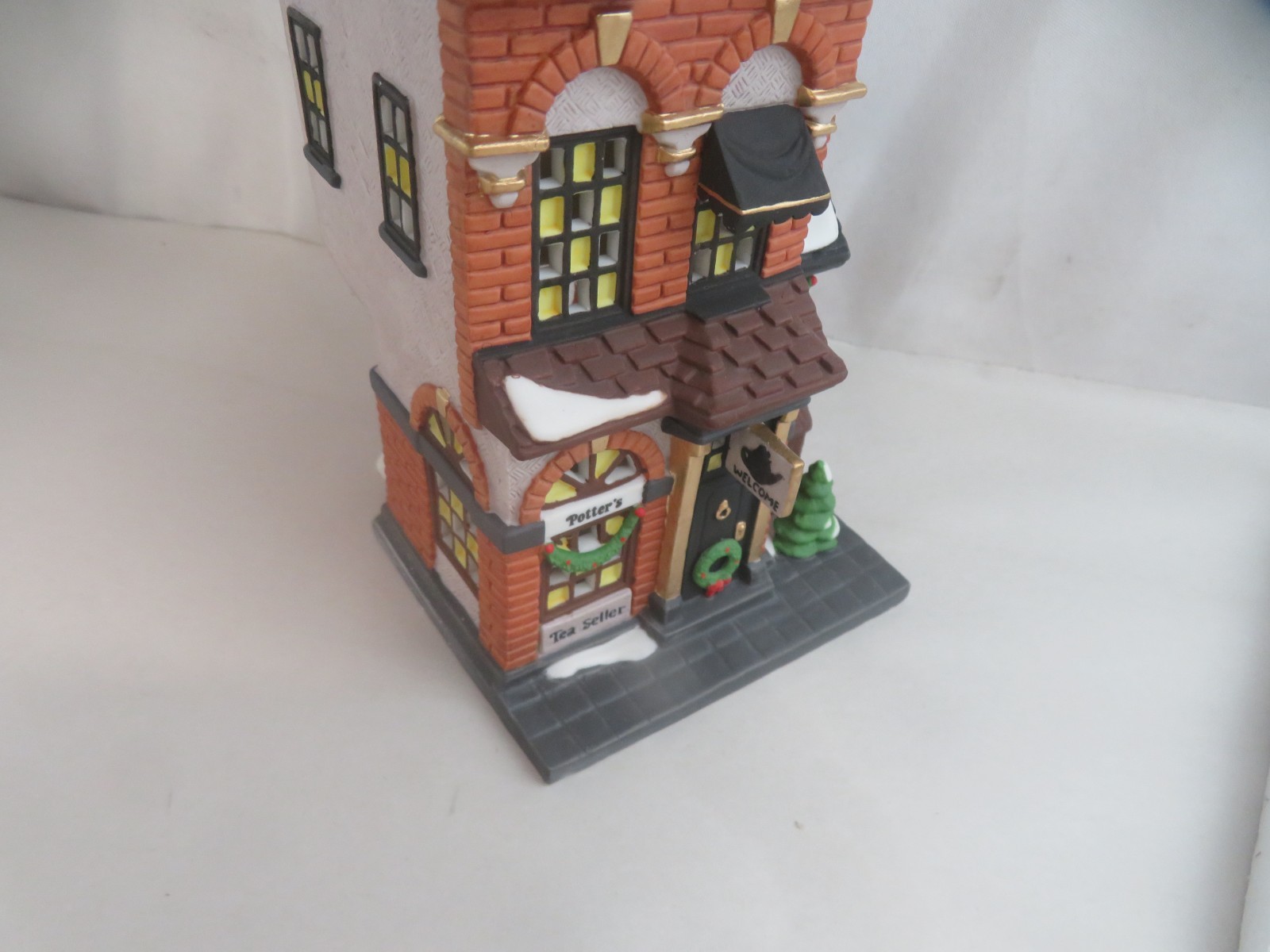 Department 56 Potters Tea Seller 58807