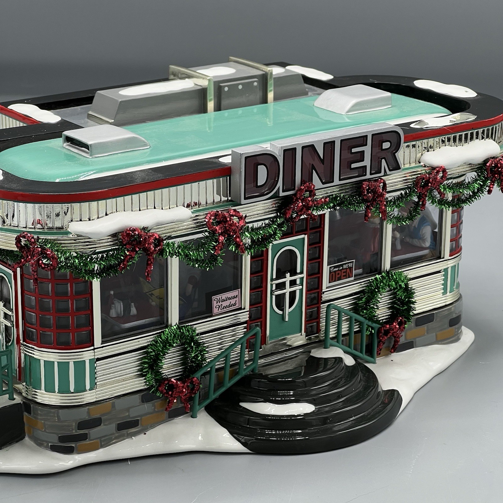 Department 56 Christmas in the City – American Diner Lighted – Mostly Works