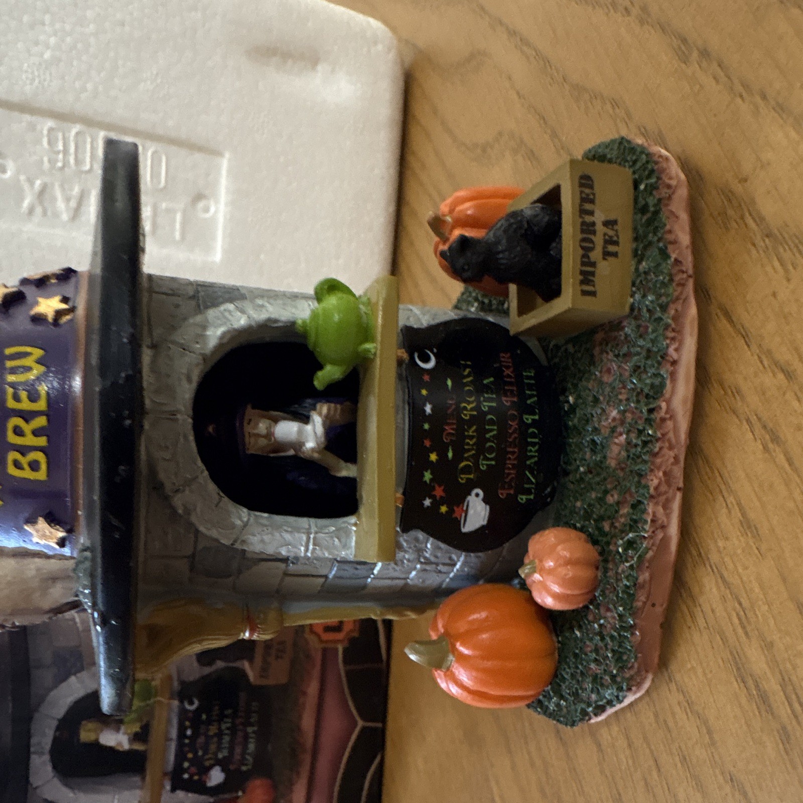 Lemax Spooky Town Witch’s Brew Table Accent Painted Resin Multicolor 2020 Box