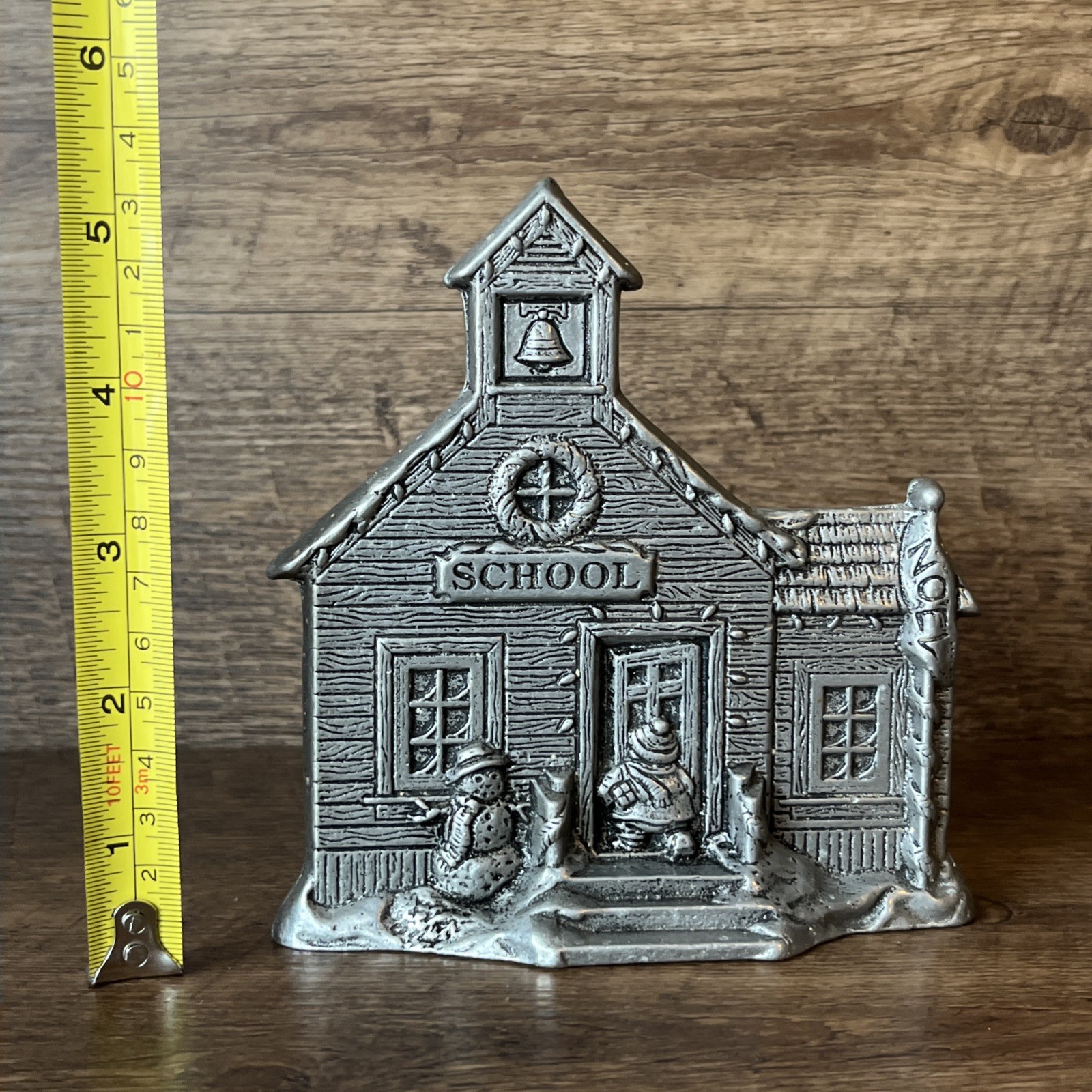 VTG Carson Pewter SCHOOL HOUSE Christmas Holiday Village 2 Sided Puppy Snowman
