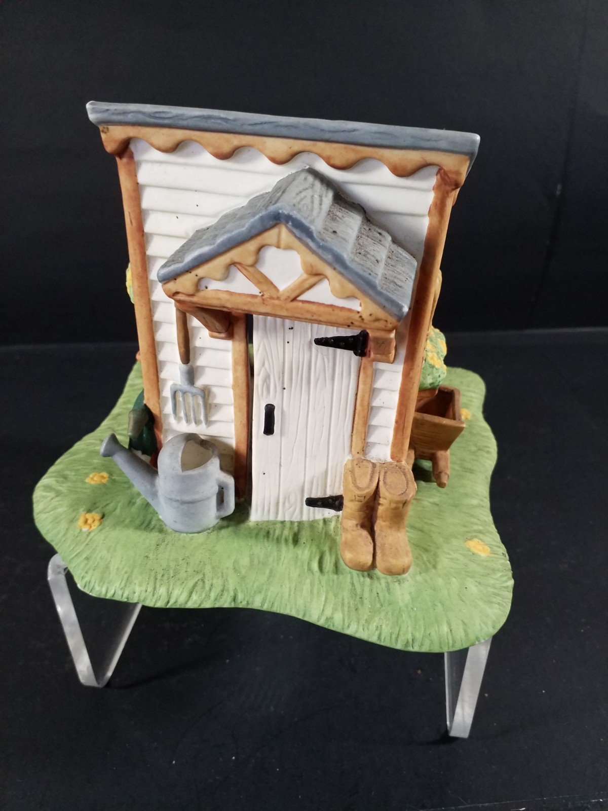 PartyLite Olde World Village COLLECTION “GARDEN SHED ” Ceramic Village House