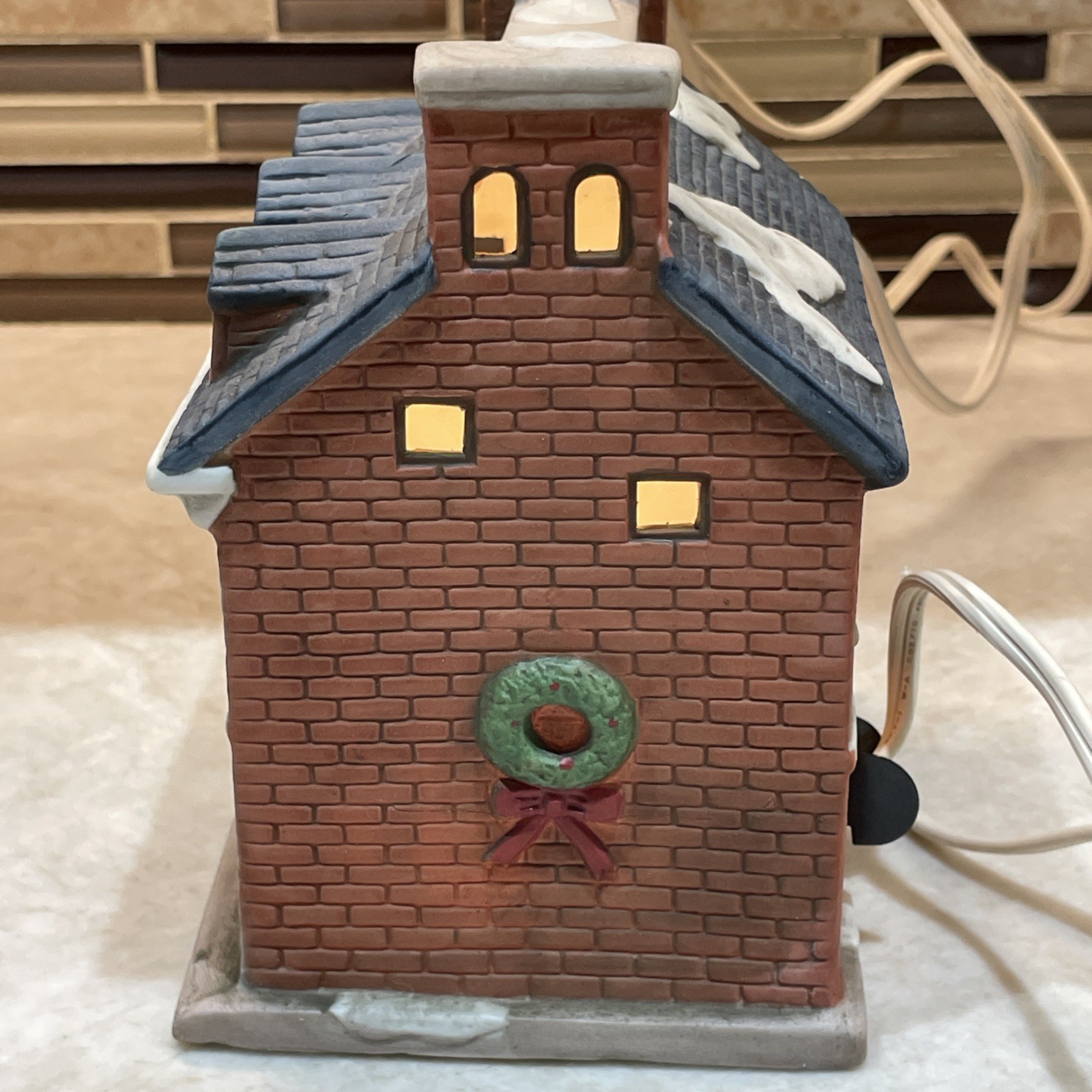 VTG Christmas Village Blacksmith Lighted Building Paul Revere Colonial Patiotic