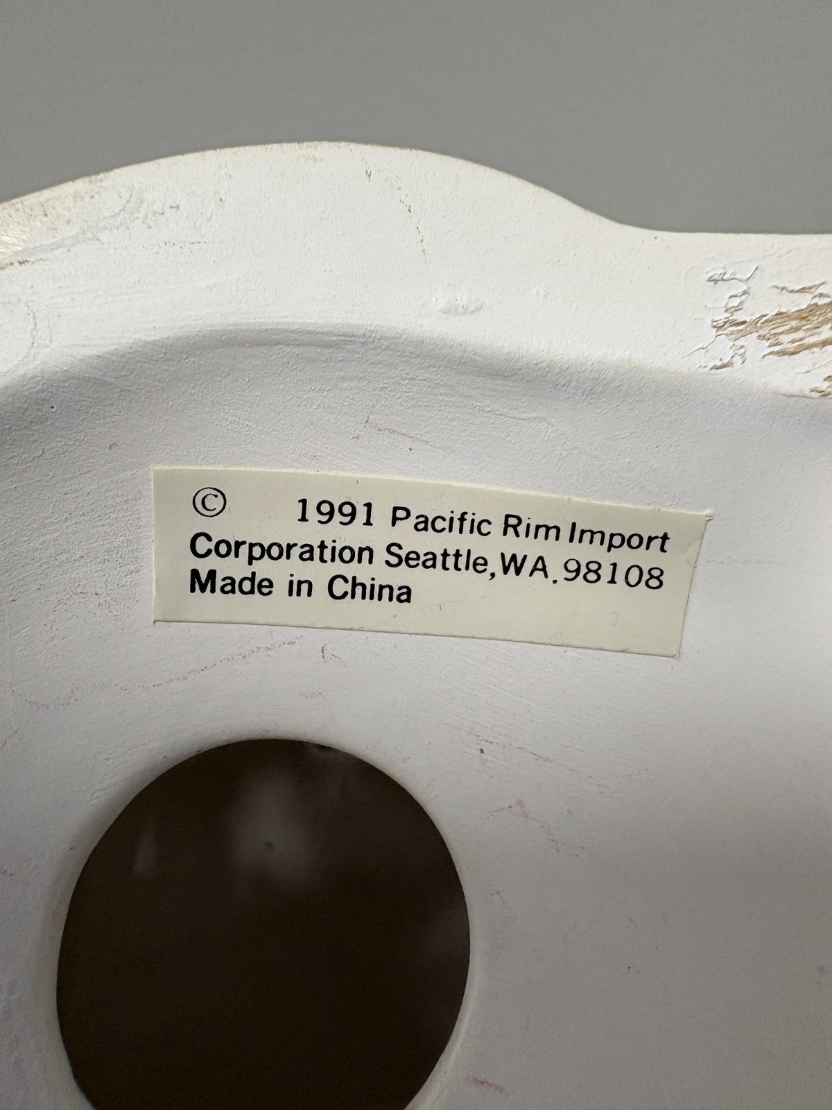Pacific Rim Electric Ceramic Madison Barn w/box & Light Cord. #1914