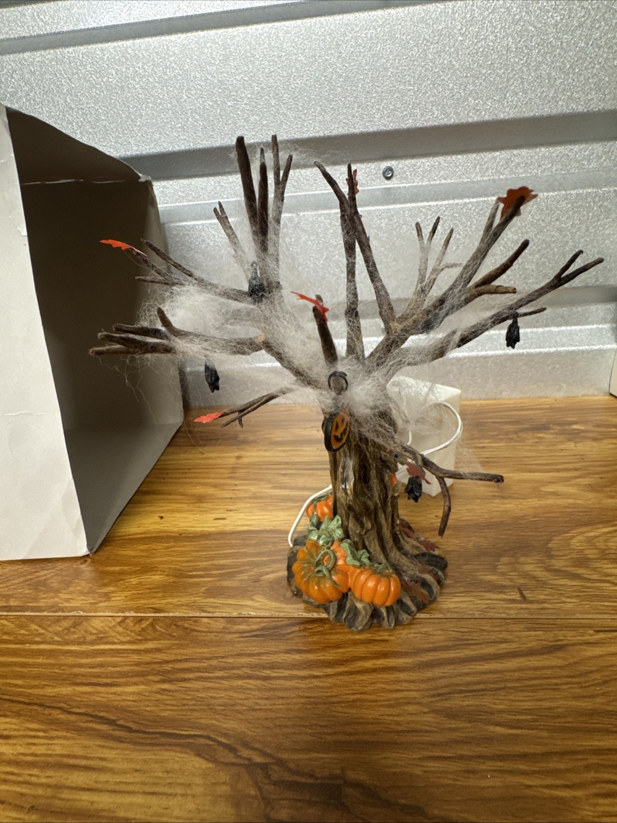 Dept 56 Snow Village Halloween Accessory “Lit Spooky Tree” w Box #56.52896