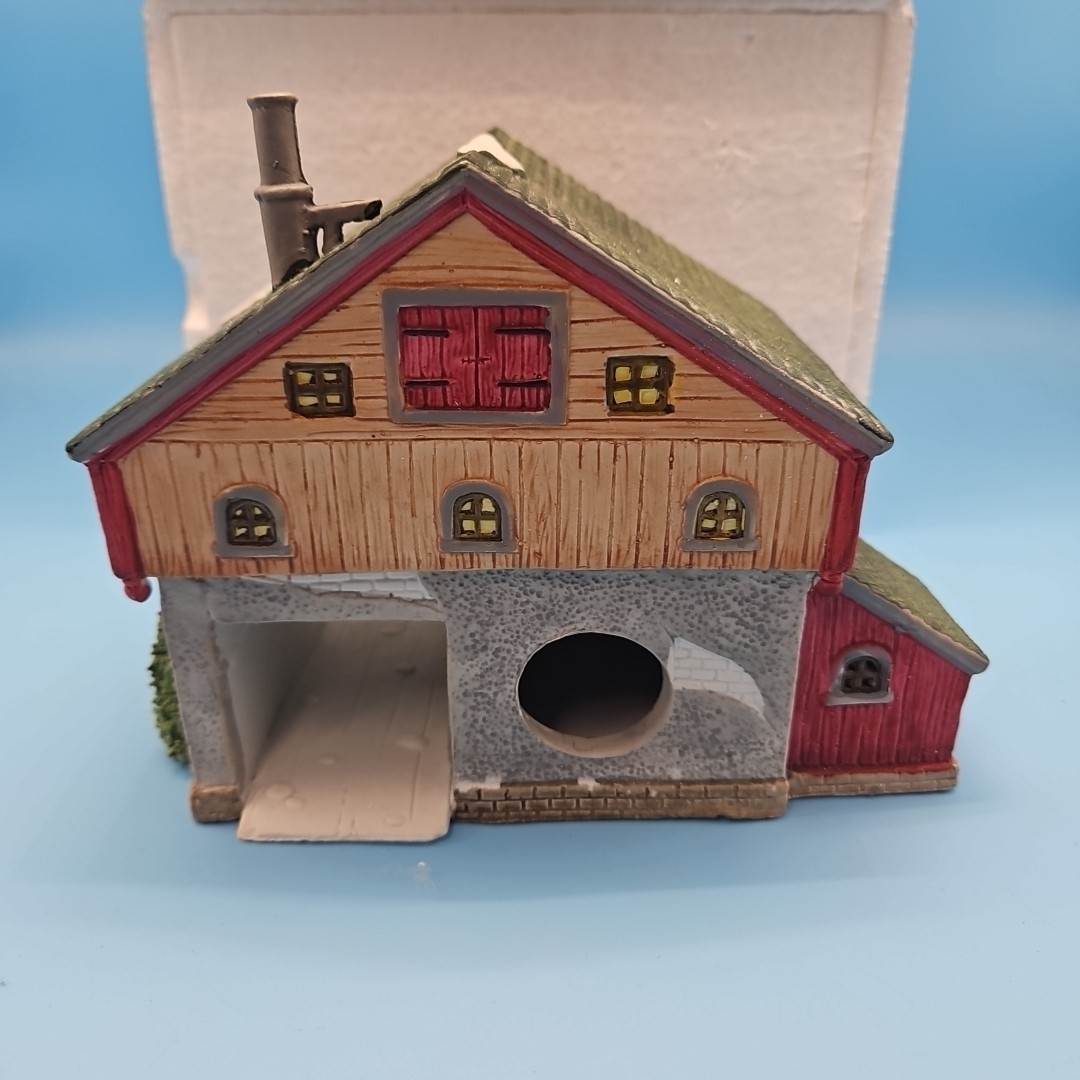 Vintage Lemax “Harley’s Feed Store” Hand Painted Porcelain House 1993 *No Light*