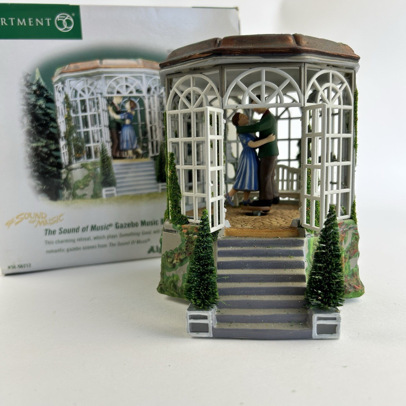 Department 56 The Sound of Music Gazebo Music Box 56.56212 READ CONDITION