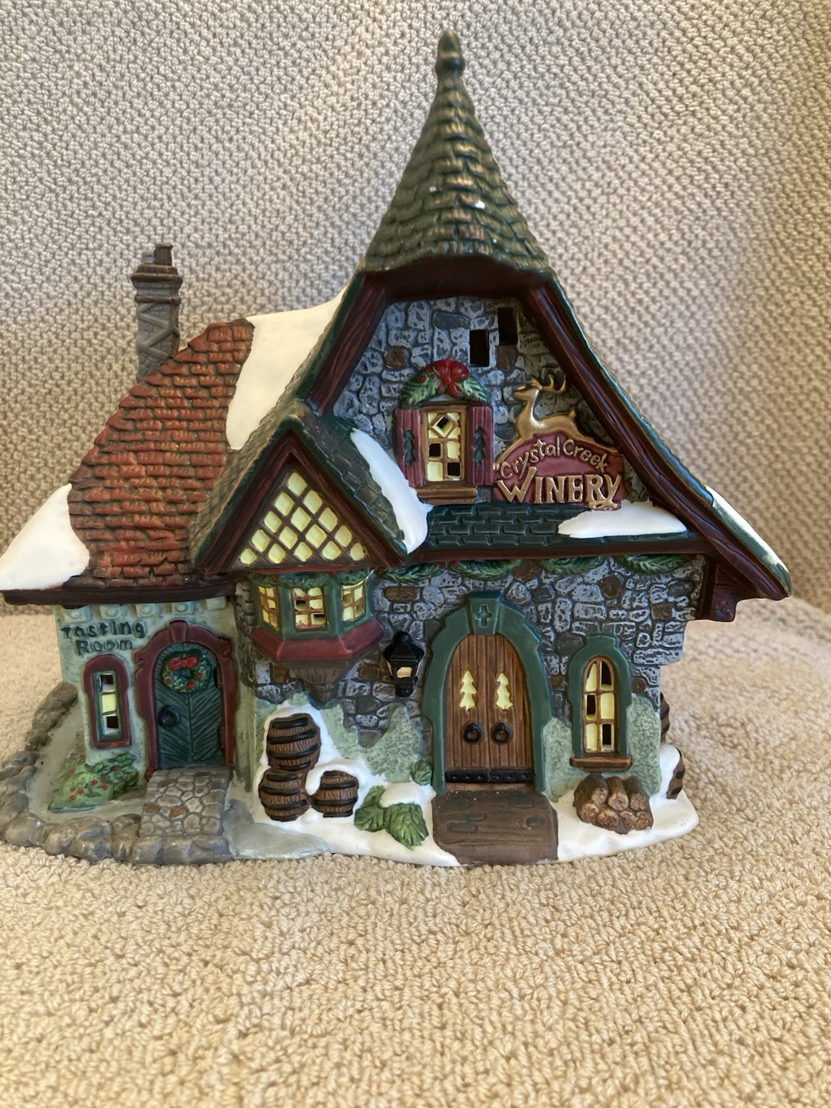 Santa’s Workbench CollectionCrystal Creek Winery 1999/Retired/unboxed A22