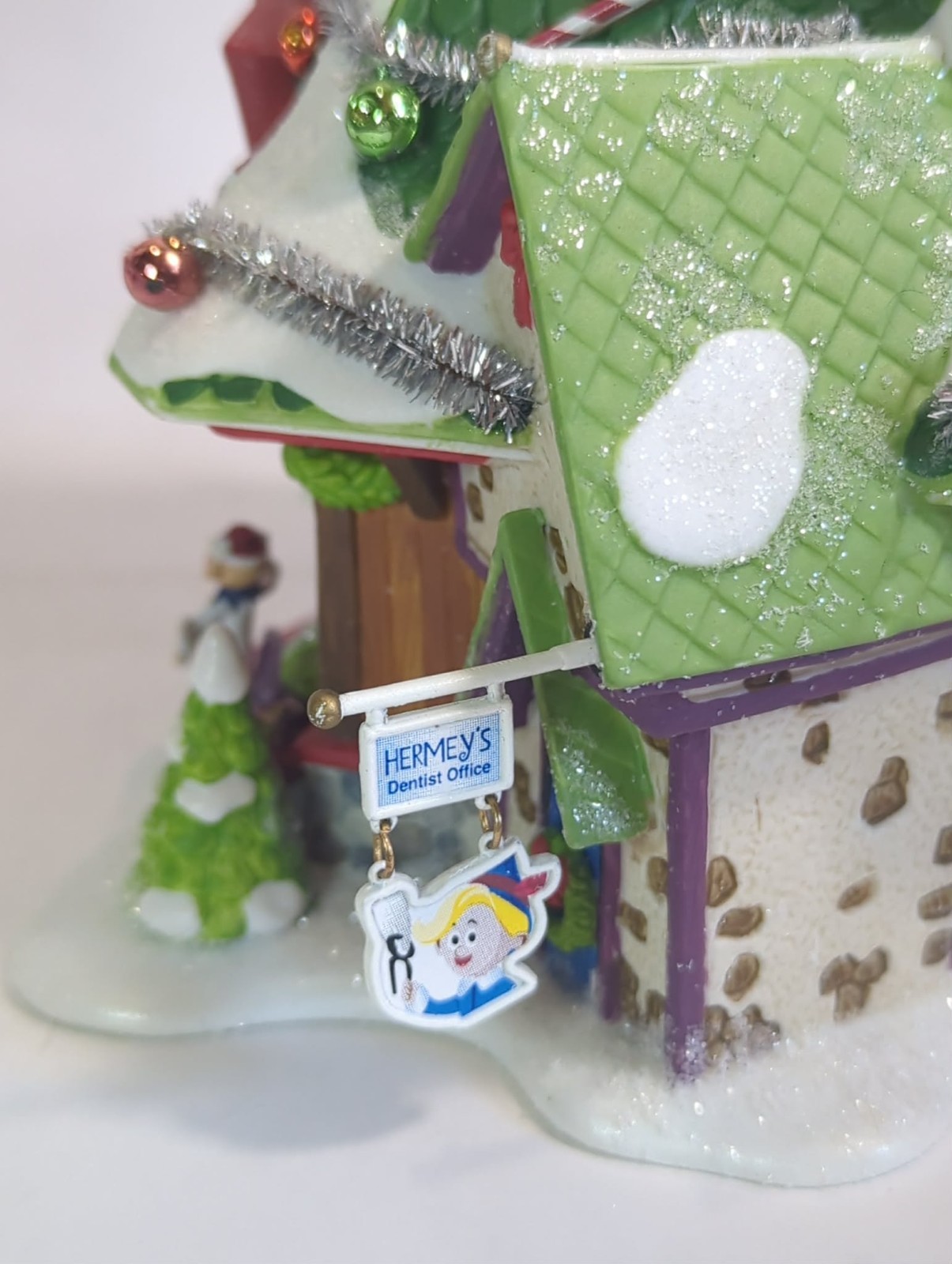 Dept 56 North Pole Rudolph’s Misfit Headquarters **See Ad** C8