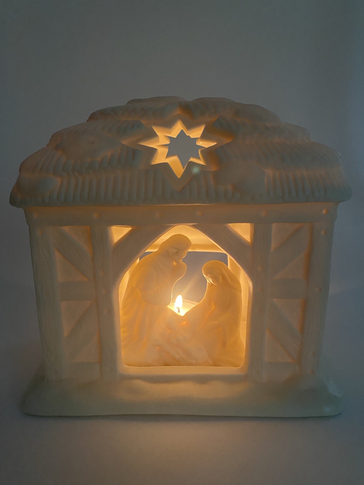 Partylite Christmas Nativity Tealight Village House
