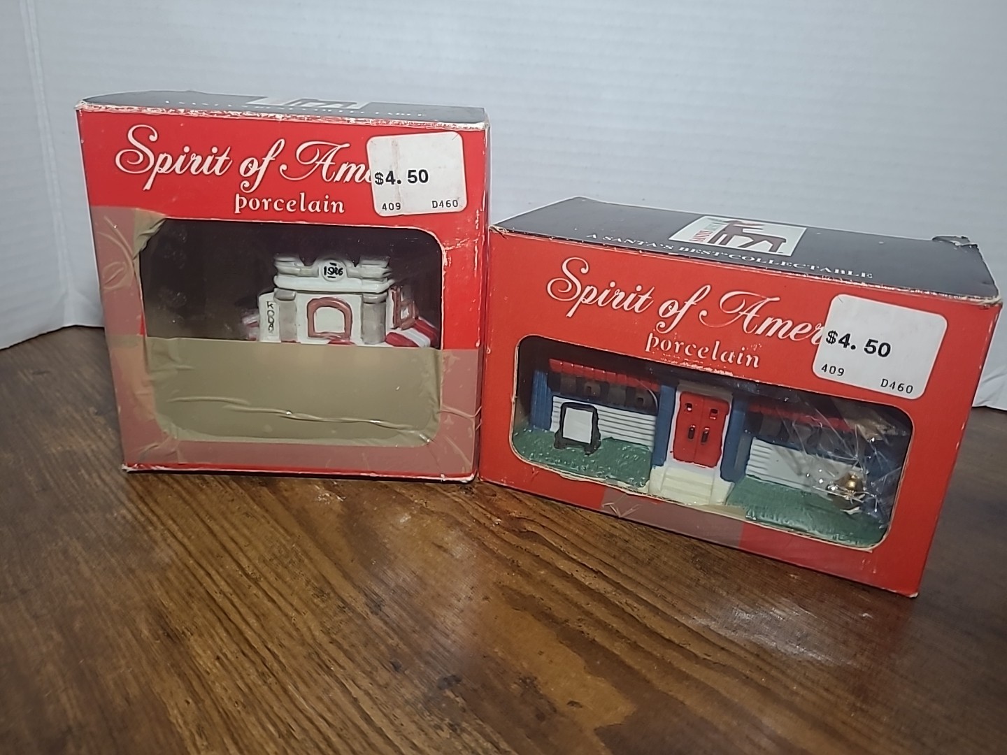 Spirit Of America,Santa’s Best ~ Porcelain Christmas Diner & Storefront~1994 VTG