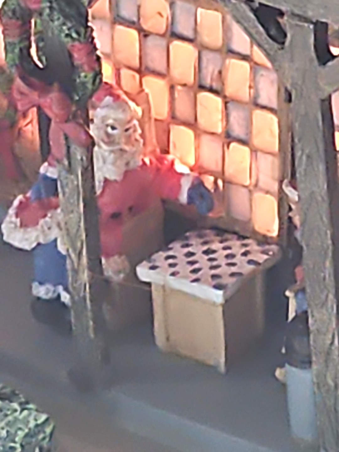 Vintage 2005 Cracker Barrel Old Country Store Christmas Village Replica with Box